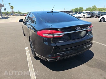 2017 Ford Fusion SE – miniatura 6