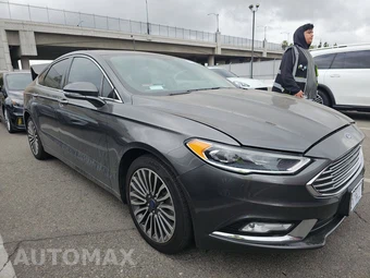 2017 Ford Fusion SE – miniatura 3