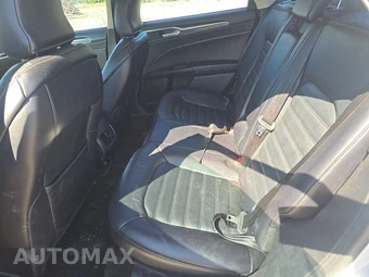 2017 Ford Fusion SE – miniatura 13
