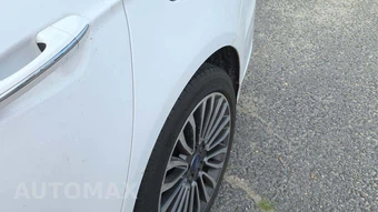 2017 Ford Fusion SE – miniatura 24