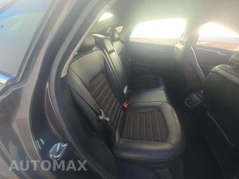 2017 Ford Fusion SE - miniatura 13