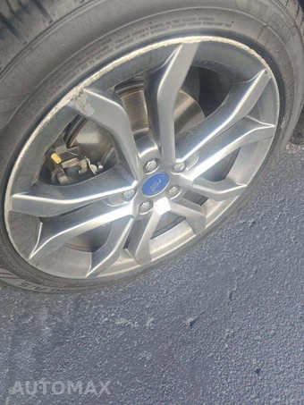 2017 Ford Fusion SE - miniatura 21