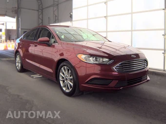 2017 Ford Fusion SE – miniatura 3