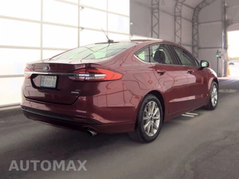 2017 Ford Fusion SE – miniatura 4