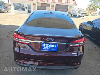 2017 Ford Fusion SE – miniatura 5