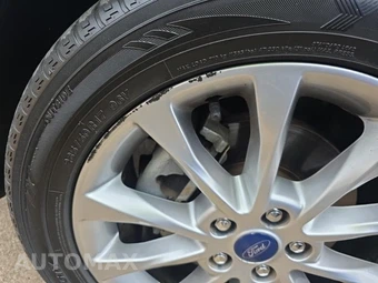 2017 Ford Fusion SE – miniatura 20