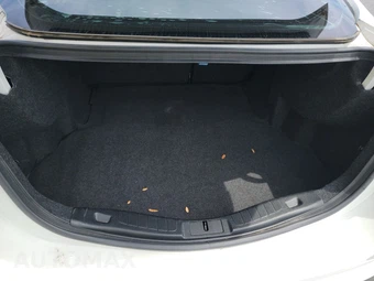 2017 Ford Fusion SE – miniatura 16