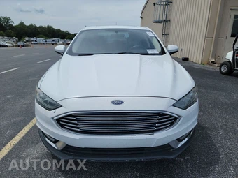 2017 Ford Fusion SE – miniatura 2