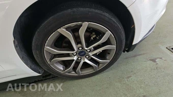 2017 Ford Fusion SE – miniatura 39