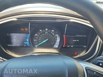 2017 Ford Fusion SE – miniatura 12