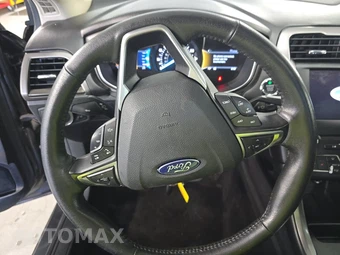 2017 Ford Fusion SE – miniatura 10