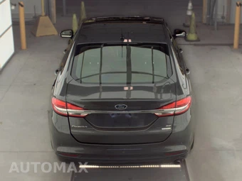 2017 Ford Fusion SE – miniatura 5