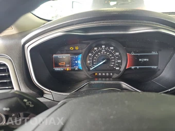 2017 Ford Fusion SE - miniatura 12