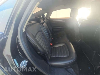 2017 Ford Fusion SE - miniatura 13