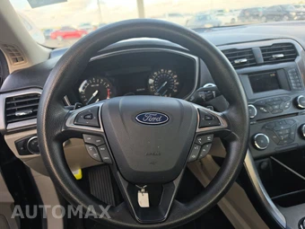2017 Ford Fusion SE - miniatura 10