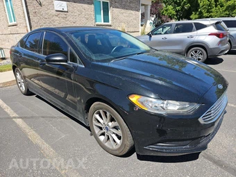 2017 Ford Fusion SE – miniatura 4
