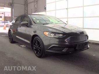 2017 Ford Fusion SE – miniatura 3
