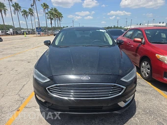 2017 Ford Fusion SE – miniatura 2