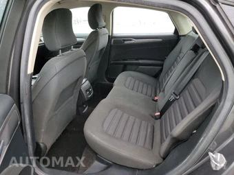 2017 Ford Fusion SE – miniatura 13