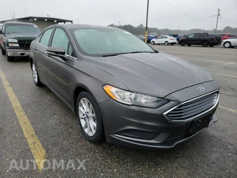 2017 Ford Fusion SE – miniatura 3