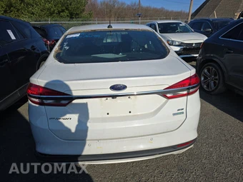 2017 Ford Fusion SE - miniatura 2