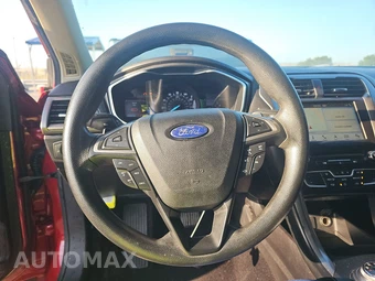 2017 Ford Fusion SE – miniatura 10