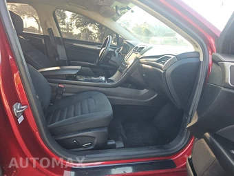 2017 Ford Fusion SE – miniatura 8