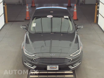 2017 Ford Fusion SE – miniatura 2