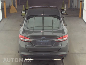 2017 Ford Fusion SE – miniatura 5