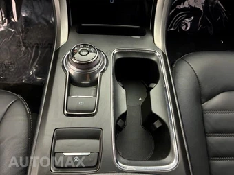 2017 Ford Fusion SE - miniatura 20