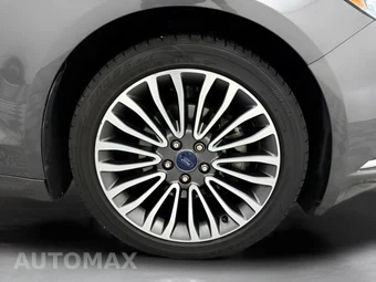 2017 Ford Fusion SE - miniatura 38