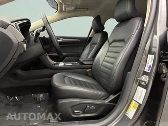 2017 Ford Fusion SE - miniatura 7