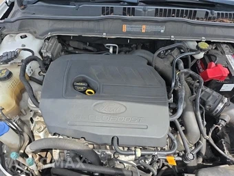2017 Ford Fusion SE – miniatura 18
