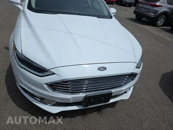 2017 Ford Fusion SE – miniatura 2