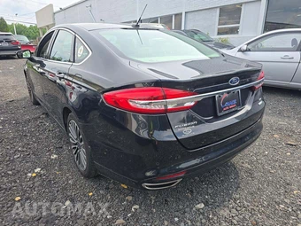2017 Ford Fusion SE - miniatura 2