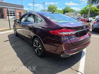 2017 Ford Fusion SE – miniatura 2
