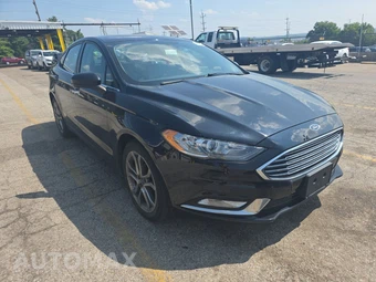 2017 Ford Fusion SE - miniatura 3