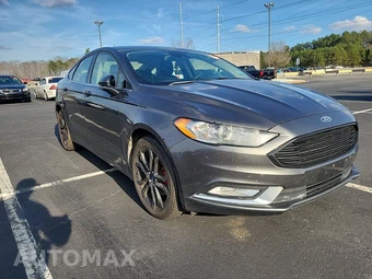 2017 Ford Fusion SE - miniatura 3