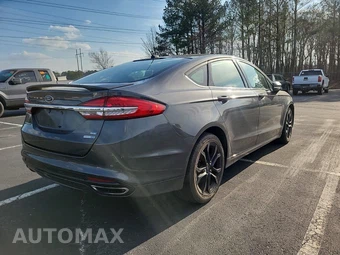 2017 Ford Fusion SE - miniatura 4