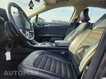 2017 Ford Fusion SE - miniatura 7