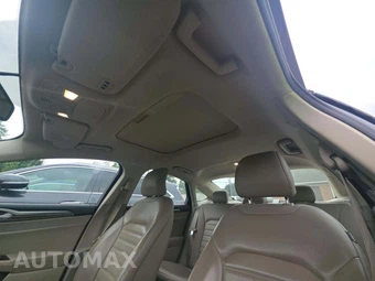 2017 Ford Fusion SE – miniatura 11