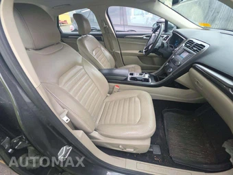 2017 Ford Fusion SE – miniatura 18