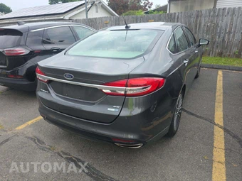 2017 Ford Fusion SE – miniatura 3