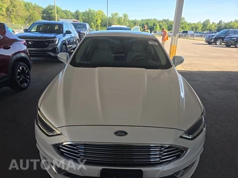 2017 Ford Fusion Titanium – miniatura 2
