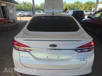 2017 Ford Fusion Titanium – miniatura 5