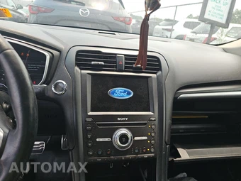 2017 Ford Fusion Titanium – miniatura 11