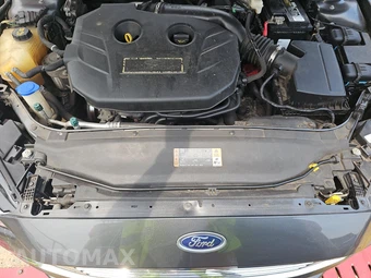 2017 Ford Fusion Titanium – miniatura 15