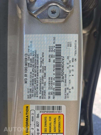 2017 Ford Fusion Titanium - miniatura 2