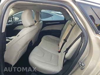 2017 Ford Fusion Titanium – miniatura 13