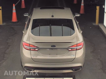 2017 Ford Fusion Titanium – miniatura 5